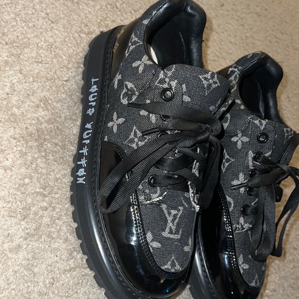 Louis Vuitton Canvas